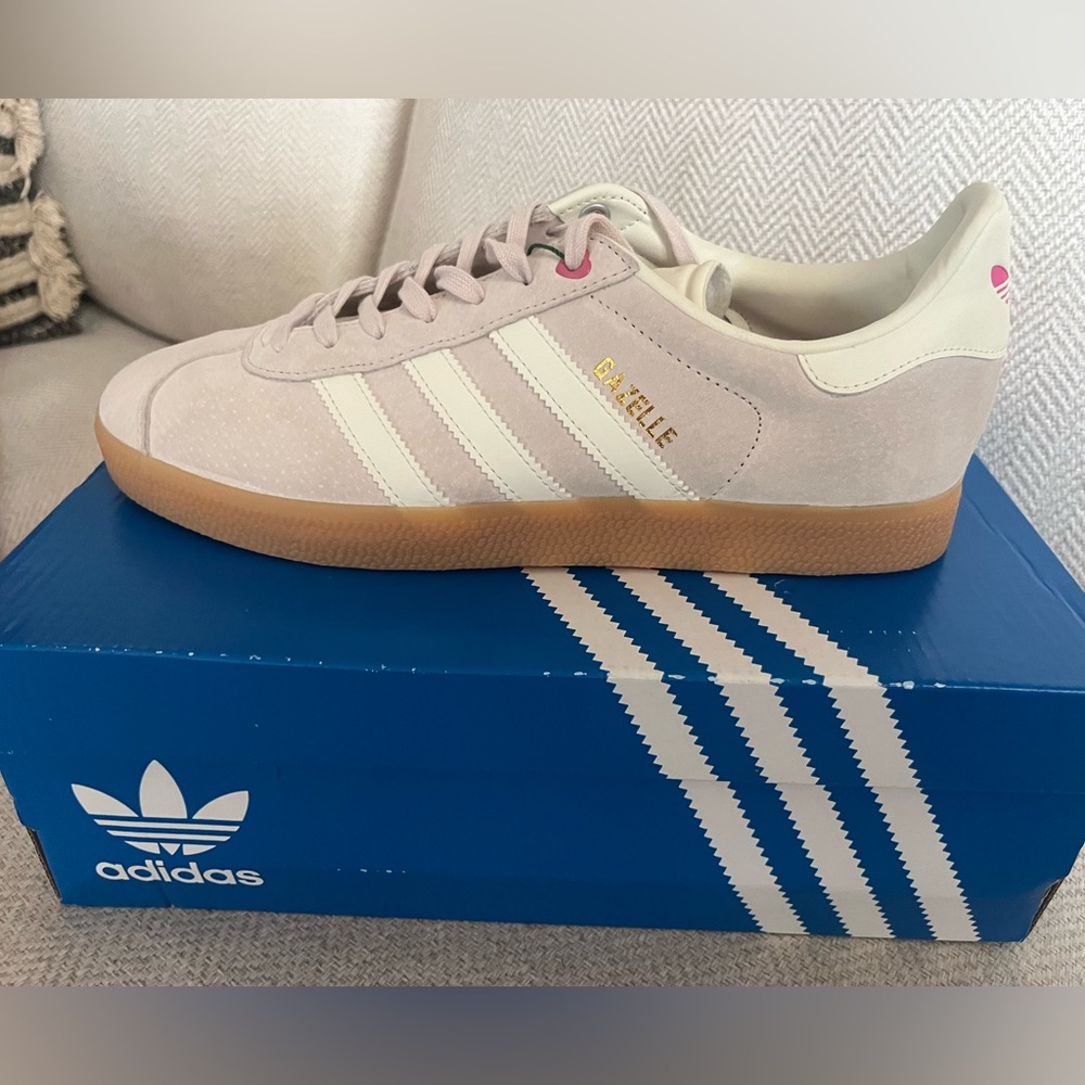 Adidas “Valentines Day” limited edition Gazelle